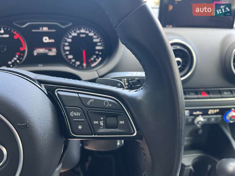 Хетчбек Audi A3 2019 в Львові