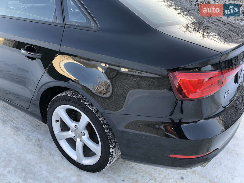 Седан Audi A3 2015 в Ірпені