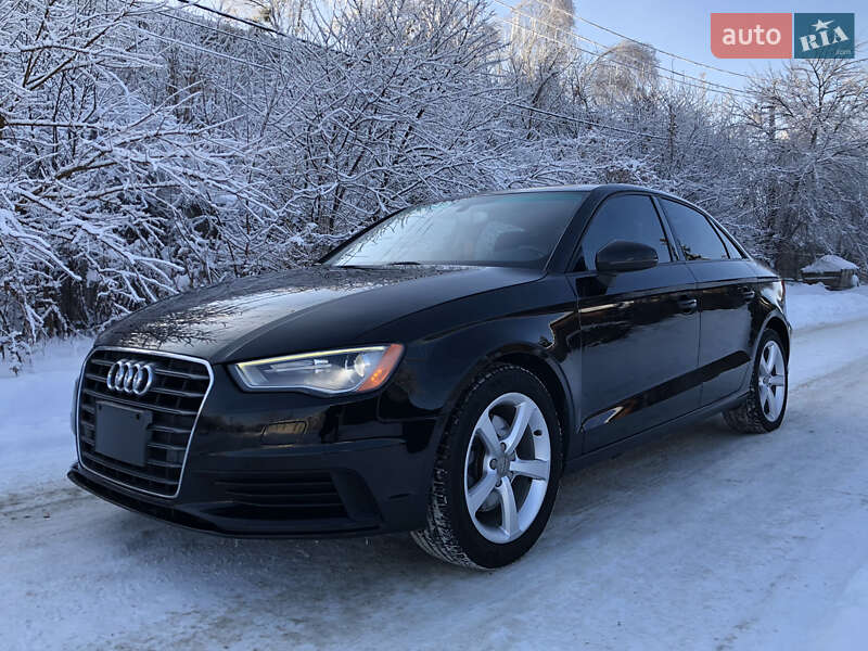 Седан Audi A3 2015 в Ірпені