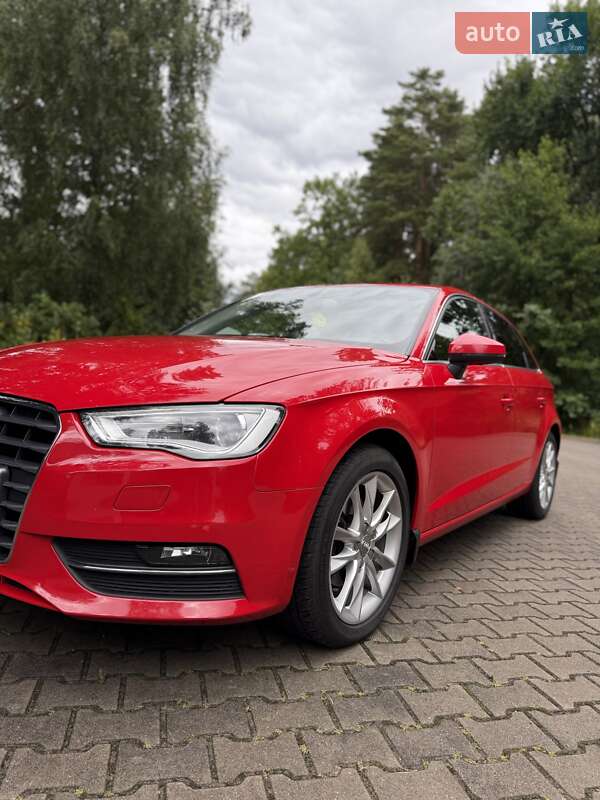 Хетчбек Audi A3 2014 в Гадячі