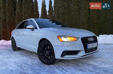 Седан Audi A3 2015 в Самборі
