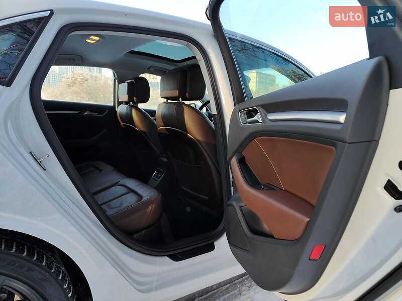 Седан Audi A3 2015 в Києві