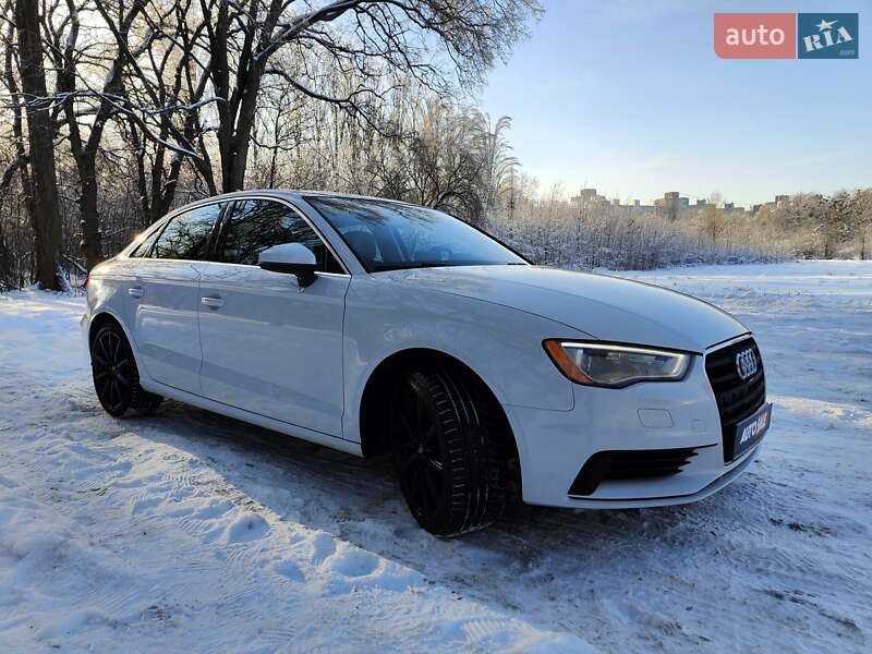 Седан Audi A3 2015 в Києві