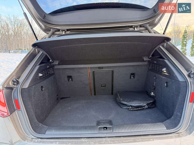 Хетчбек Audi A3 2016 в Харкові