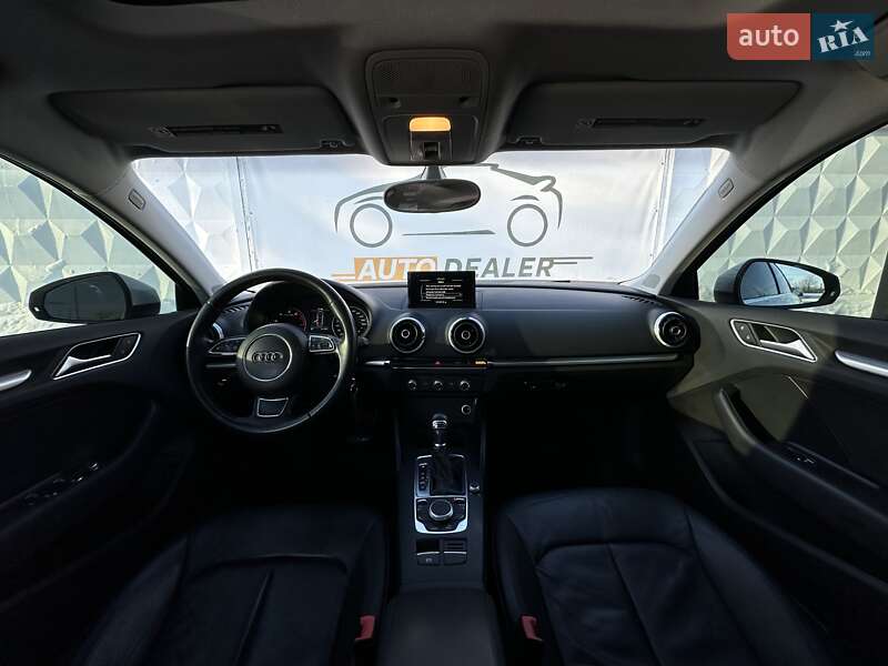 Седан Audi A3 2014 в Киеве