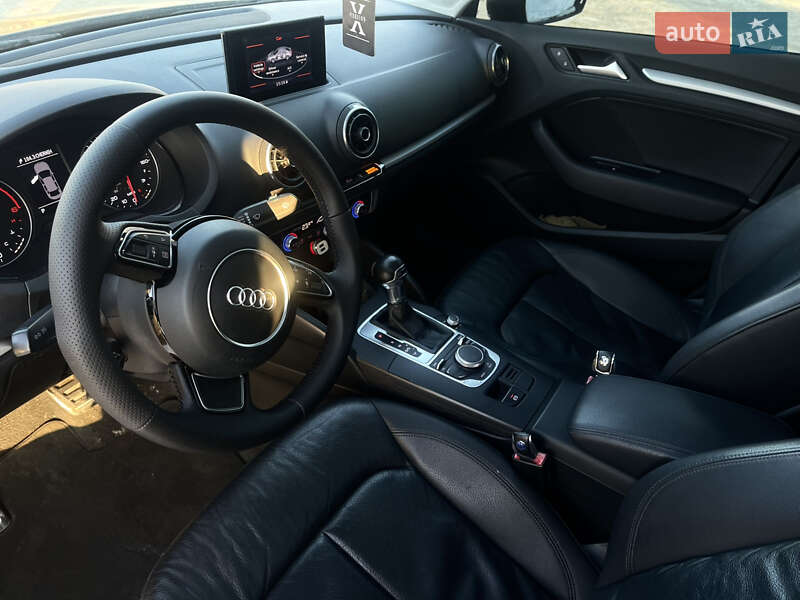 Седан Audi A3 2015 в Чернігові