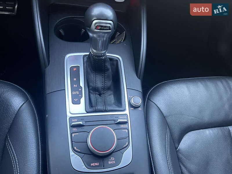 Седан Audi A3 2015 в Чернігові