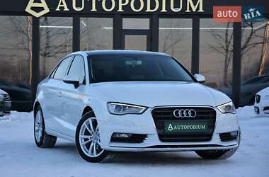Седан Audi A3 2016 в Києві