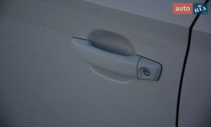 Седан Audi A3 2016 в Киеве фото 16 Седан Audi A3 2016 в Киеве