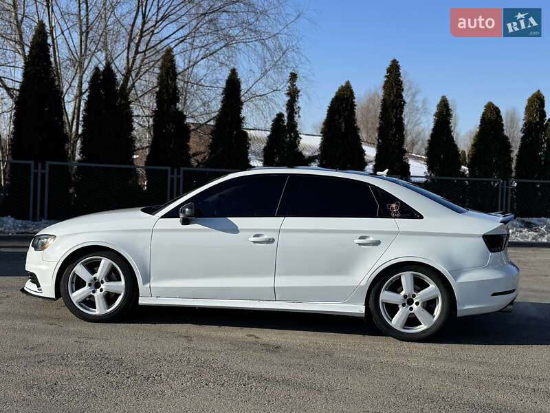 Седан Audi A3 2015 в Черкассах