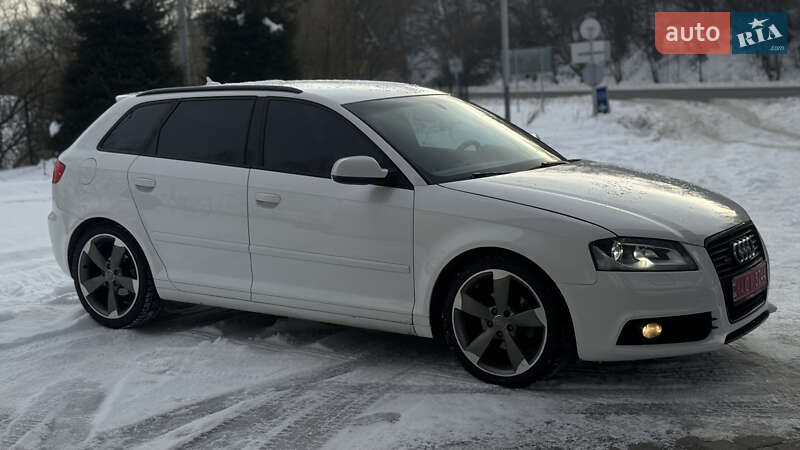Хетчбек Audi A3 2012 в Долині
