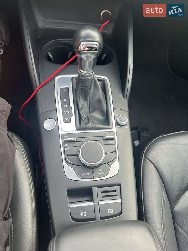 Хэтчбек Audi A3 2015 в Львове