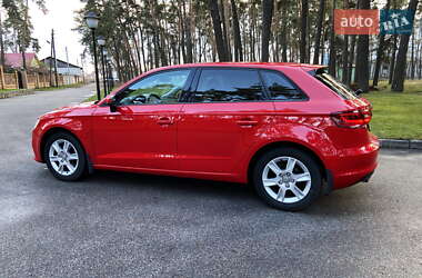 Хэтчбек Audi A3 2016 в Киеве