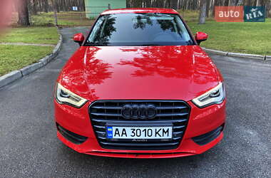 Хэтчбек Audi A3 2016 в Киеве