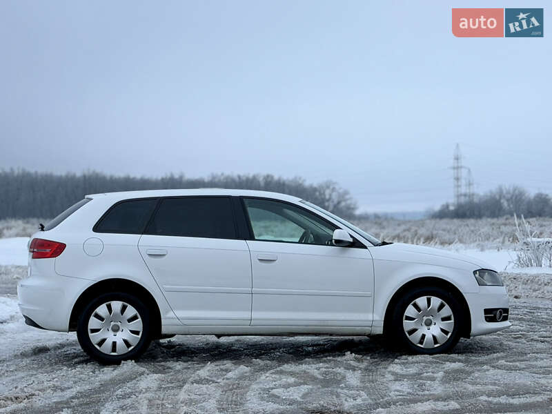 Хэтчбек Audi A3 2010 в Виннице