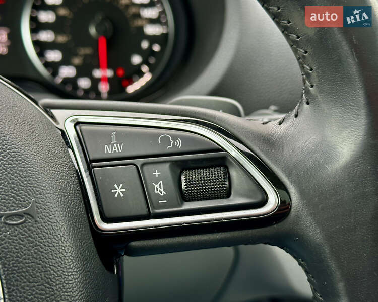 Седан Audi A3 2015 в Киеве