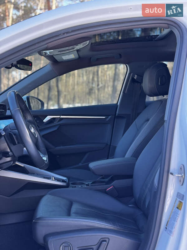 Седан Audi A3 2023 в Барышевке