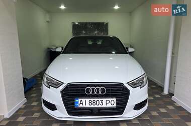 Седан Audi A3 2018 в Измаиле