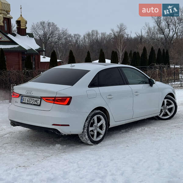 Седан Audi A3 2014 в Дніпрі