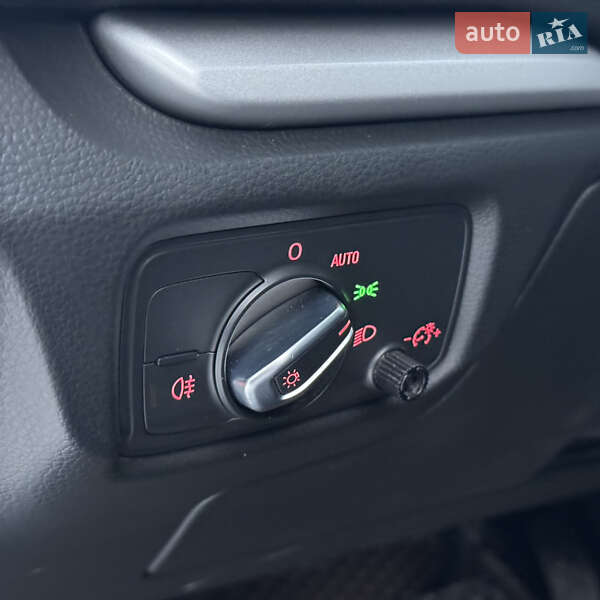 Седан Audi A3 2014 в Дніпрі