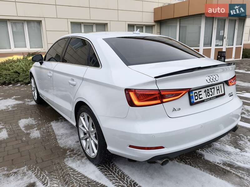 Седан Audi A3 2015 в Миколаєві
