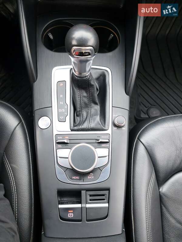 Седан Audi A3 2015 в Миколаєві