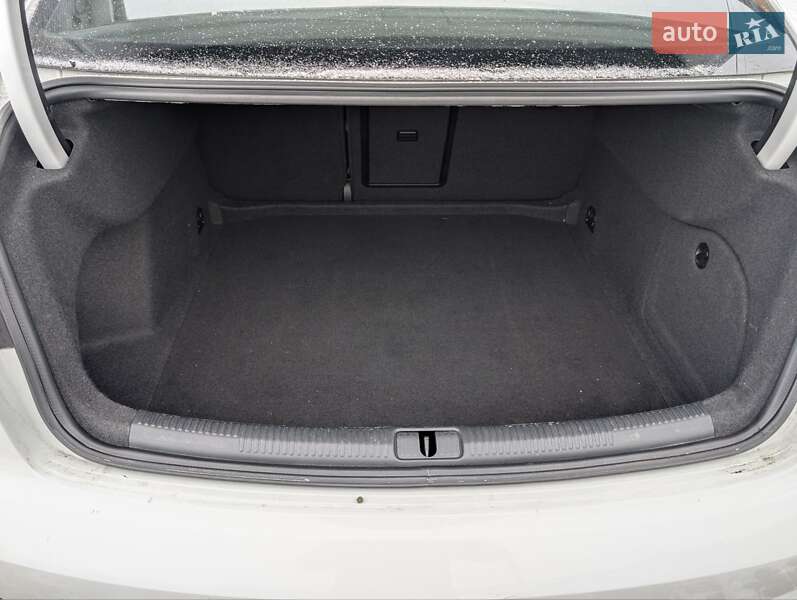 Седан Audi A3 2017 в Вінниці