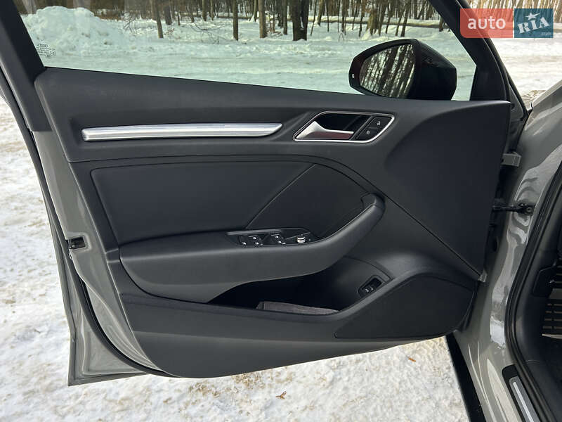 Седан Audi A3 2020 в Львові