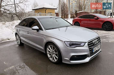 Седан Audi A3 2015 в Киеве