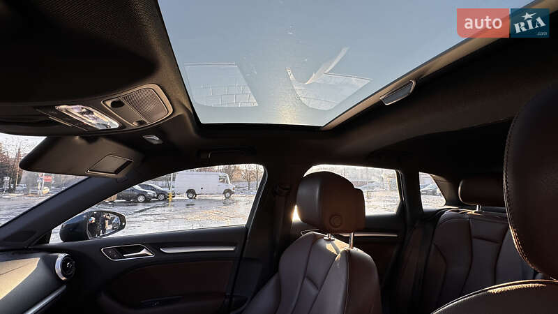 Хэтчбек Audi A3 2018 в Черкассах