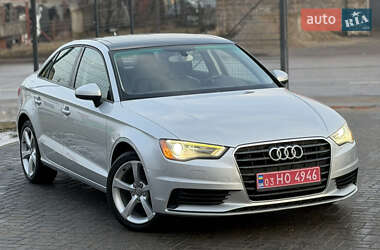 Седан Audi A3 2015 в Кропивницком