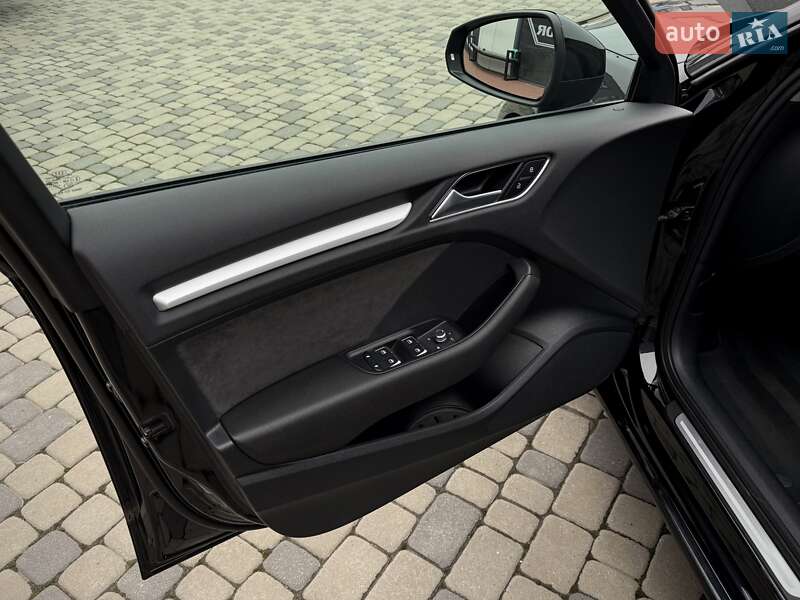 Хетчбек Audi A3 2015 в Мукачевому фото 43 Хетчбек Audi A3 2015 в Мукачевому