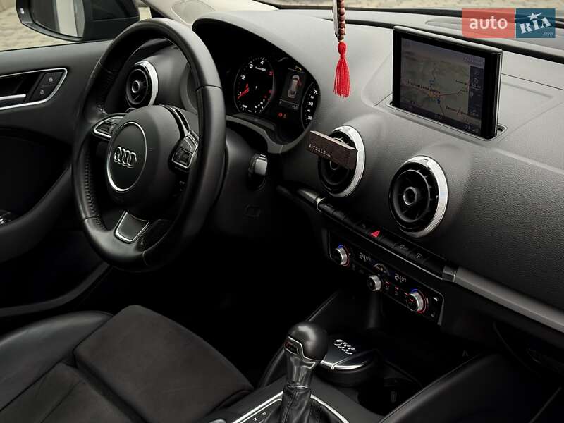 Хетчбек Audi A3 2015 в Мукачевому фото 63 Хетчбек Audi A3 2015 в Мукачевому