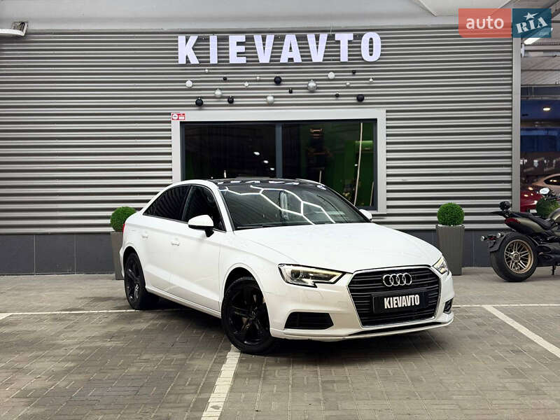 Audi A3 2017 Audi A3 2017