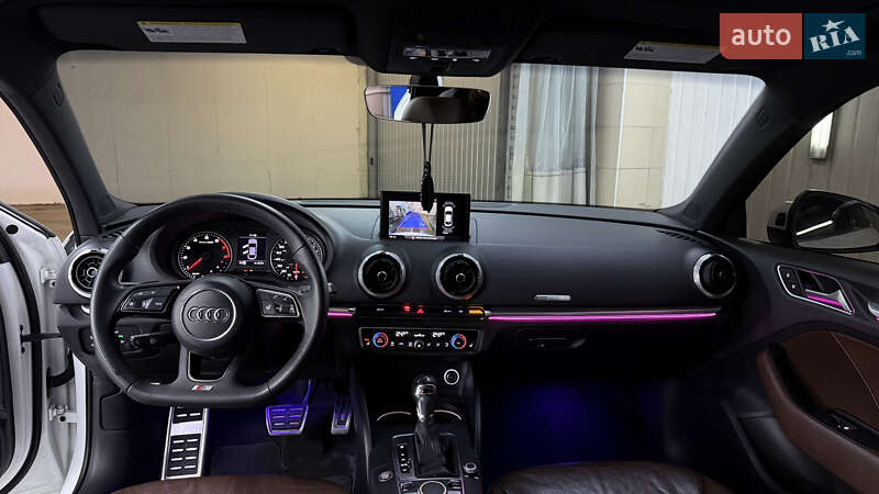 Седан Audi A3 2017 в Дніпрі