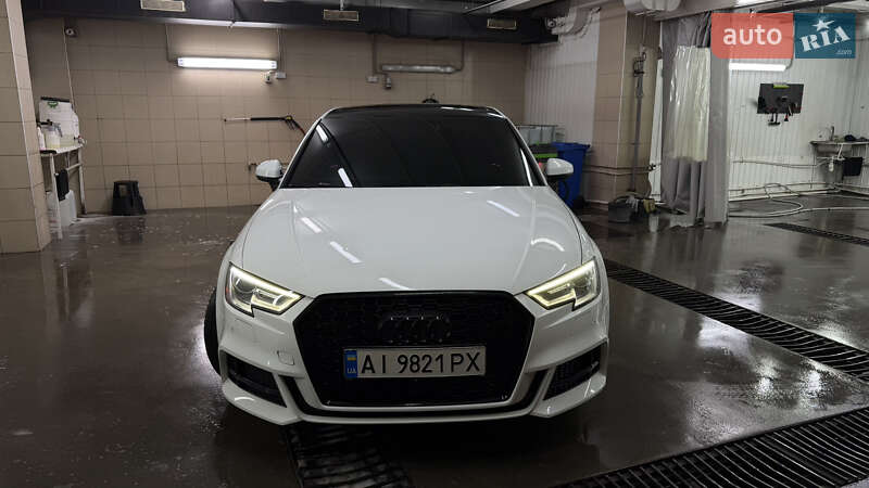 Седан Audi A3 2017 в Дніпрі