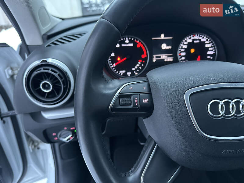 Хэтчбек Audi A3 2015 в Киеве фото 70 Хэтчбек Audi A3 2015 в Киеве