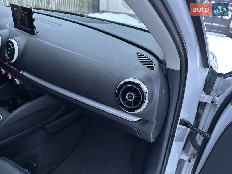 Хэтчбек Audi A3 2015 в Киеве фото 88 Хэтчбек Audi A3 2015 в Киеве