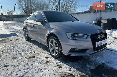 Седан Audi A3 2014 в Черкасах