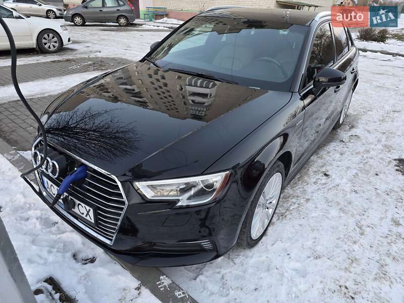 Хэтчбек Audi A3 2017 в Ковеле