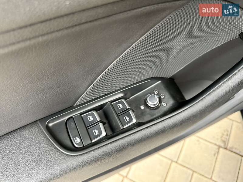 Седан Audi A3 2016 в Одессе