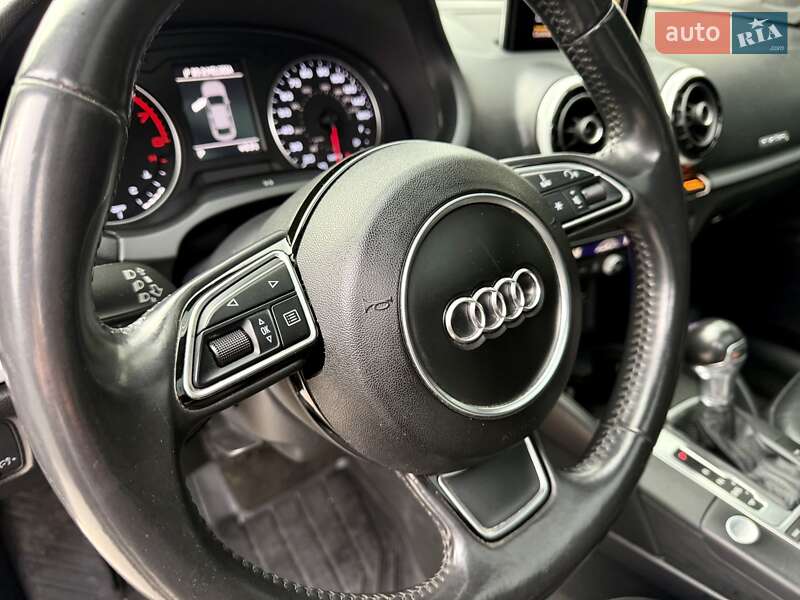 Седан Audi A3 2016 в Одессе