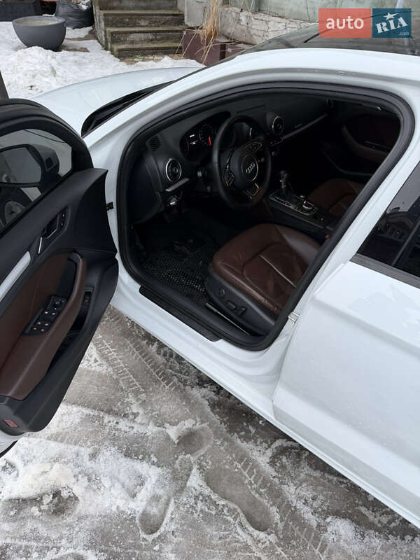 Седан Audi A3 2015 в Білій Церкві