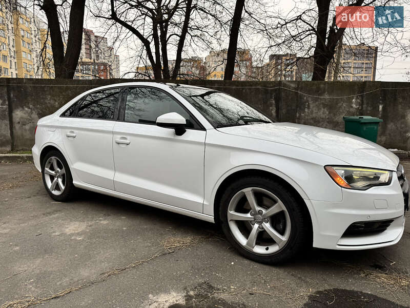 Седан Audi A3 2015 в Одессе