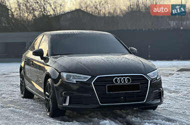 Седан Audi A3 2017 в Полтаве