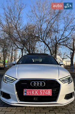 Седан Audi A3 2018 в Запоріжжі