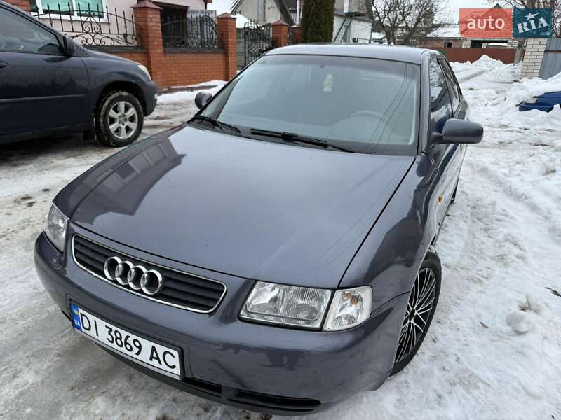 Хэтчбек Audi A3 2001 в Ровно фото Хэтчбек Audi A3 2001 в Ровно