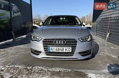 Хэтчбек Audi A3 2015 в Киеве