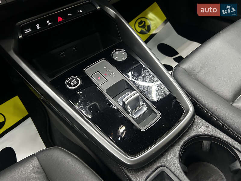 Седан Audi A3 2024 в Чернівцях