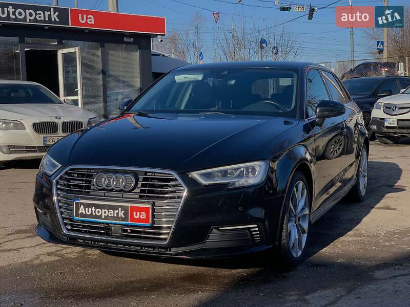 Хэтчбек Audi A3 2016 в Виннице